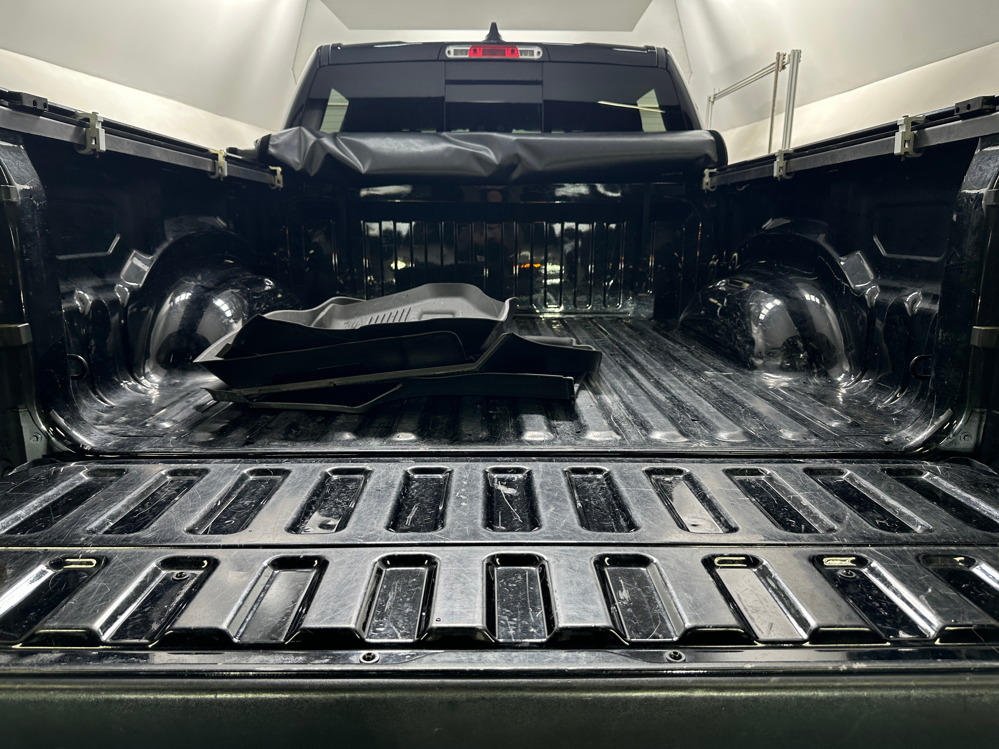 ram ram 1500 pickup 2020 1C6RREFG1LN398221 image ram ram 1500 pickup 2020 1C6RREFG1LN398221 image